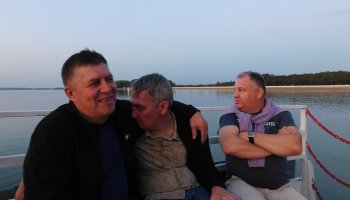 IMG-e404b0a41be76d744edb59932d483827-V